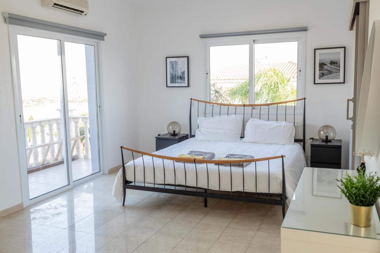 Grand Villa Lynn Seaview Ayia Napa Eksteriør billede