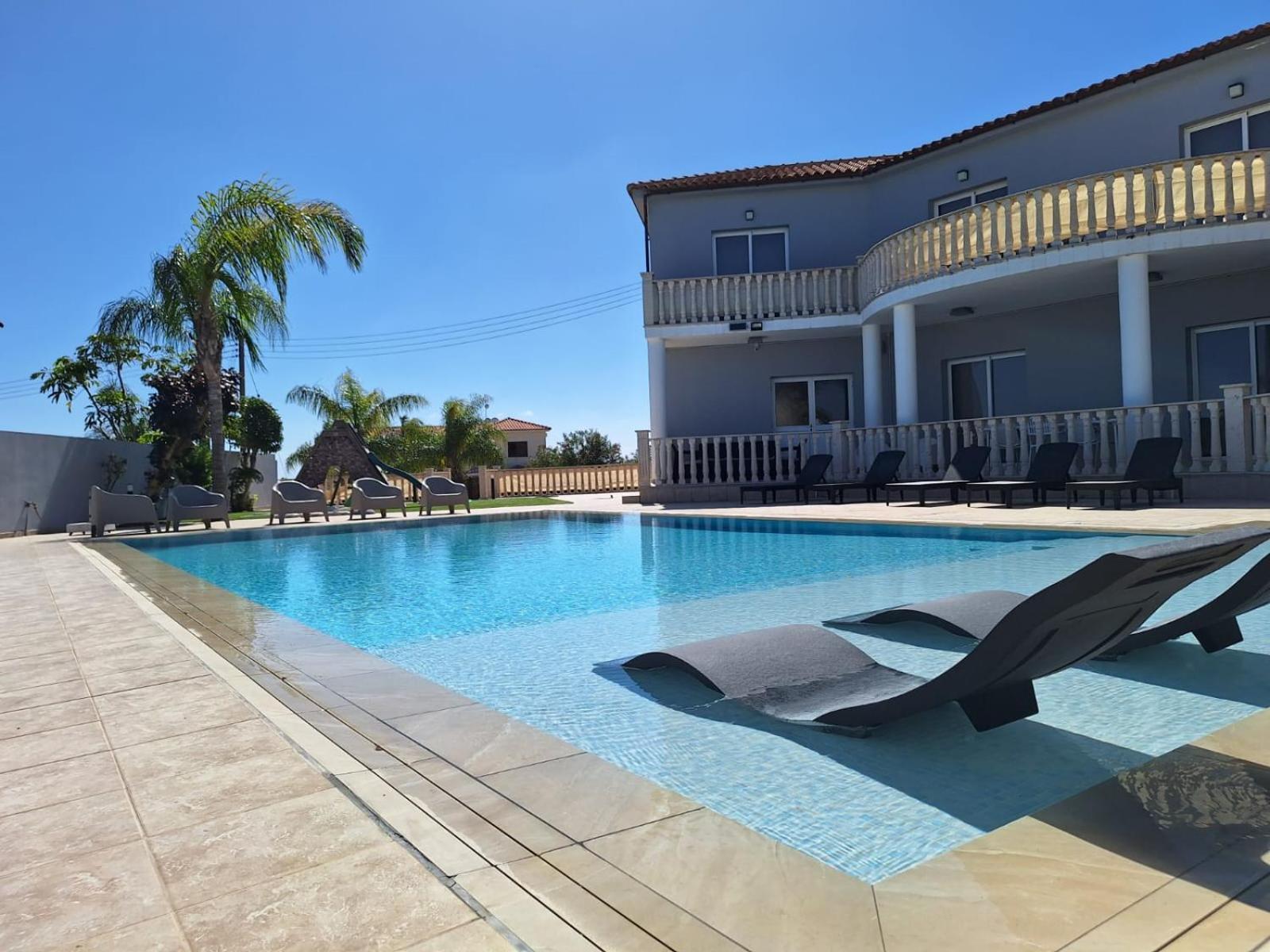 Grand Villa Lynn Seaview Ayia Napa Eksteriør billede